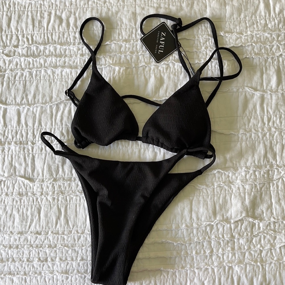 Zaful Ribbed Bikini NWT